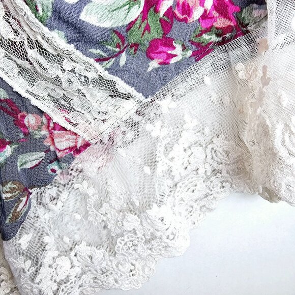 Umgee USA Crepe Sheer Lace Dainty Asymmetrical Southern Boho Tank Top, Sz L - Picture 7 of 10